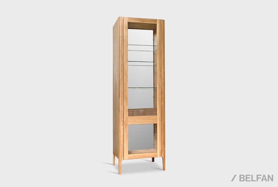 Витрина 1-но дверная "Бергамо" (правая) массив дуба 2