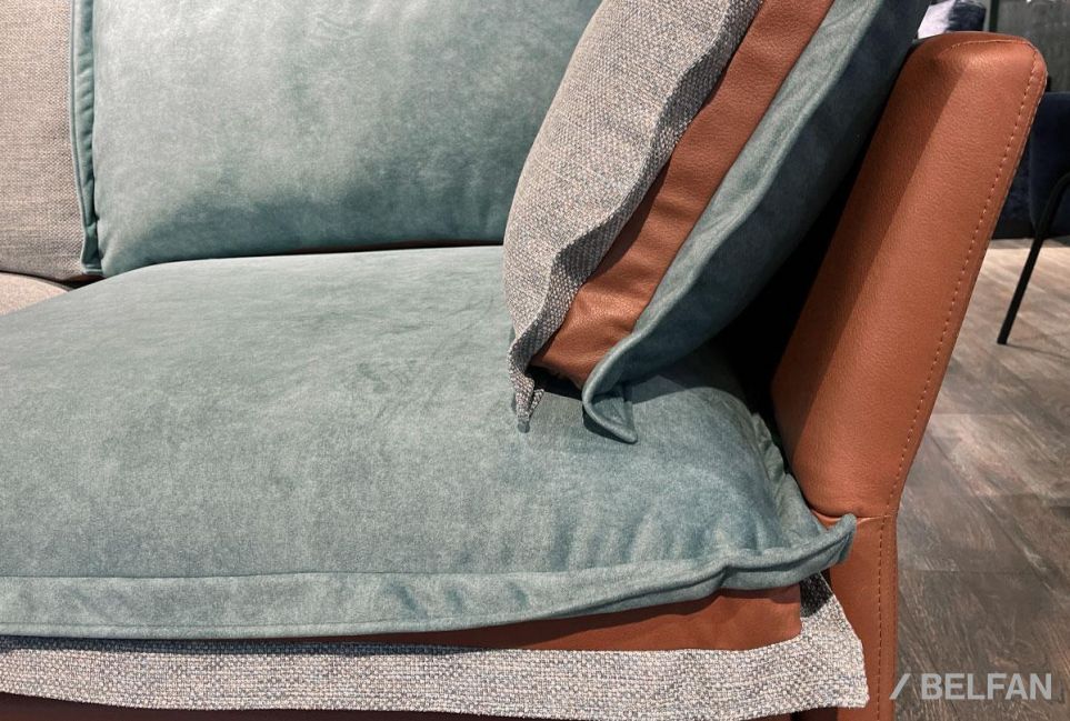 "Гранд" диван с оттоманкой 3