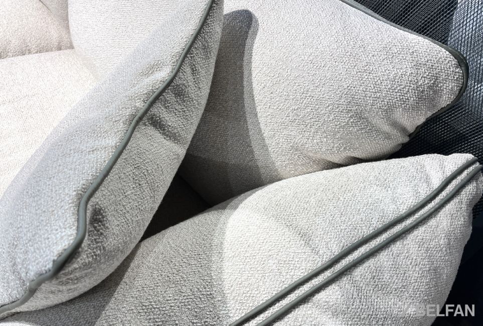 "Ферре" диван 3-х местный с пуфом 6