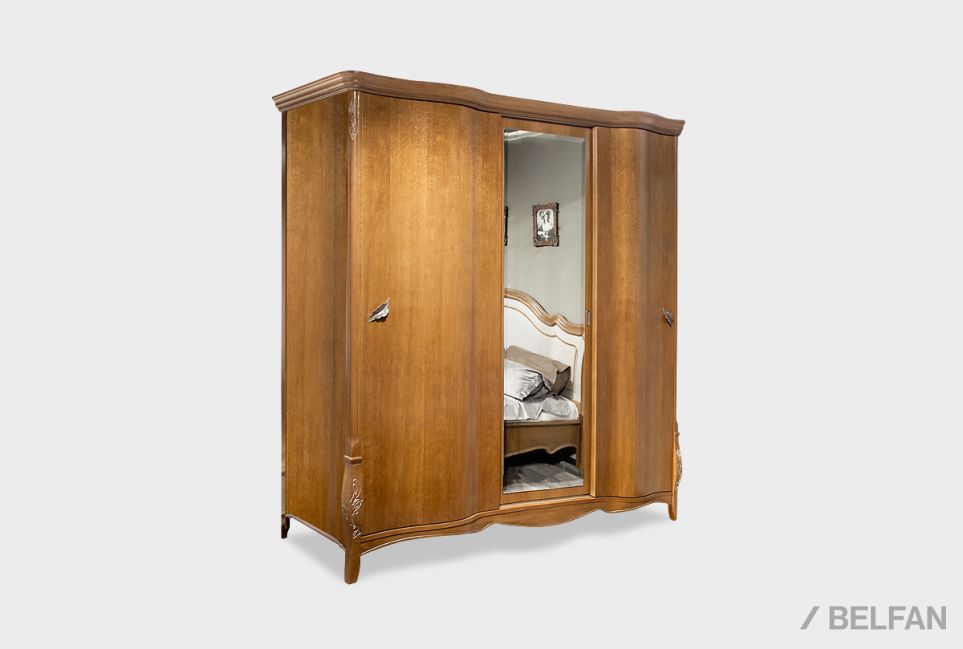 Шкаф-купе для одежды 3-х дв. "Трио" (с зеркалом) массив и шпон дуба 1