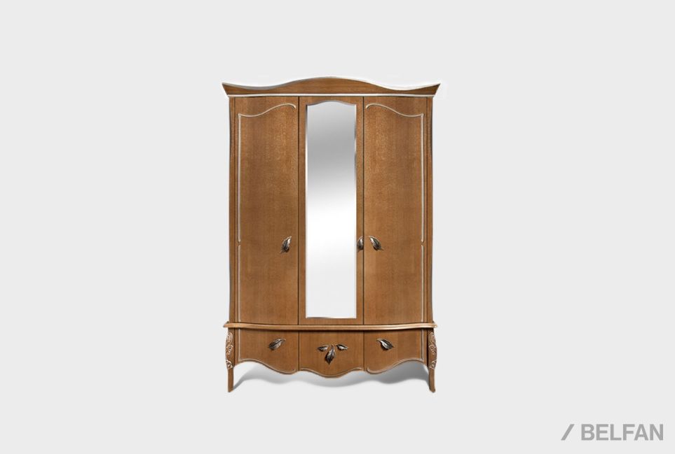 Шкаф для одежды 3-х дв. "Трио" (распашной) массив и шпон дуба 1