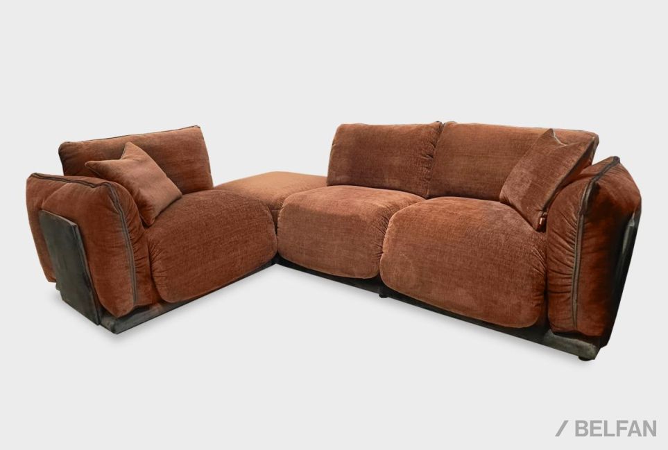 "Ферре" диван 3-х местный с пуфом 1