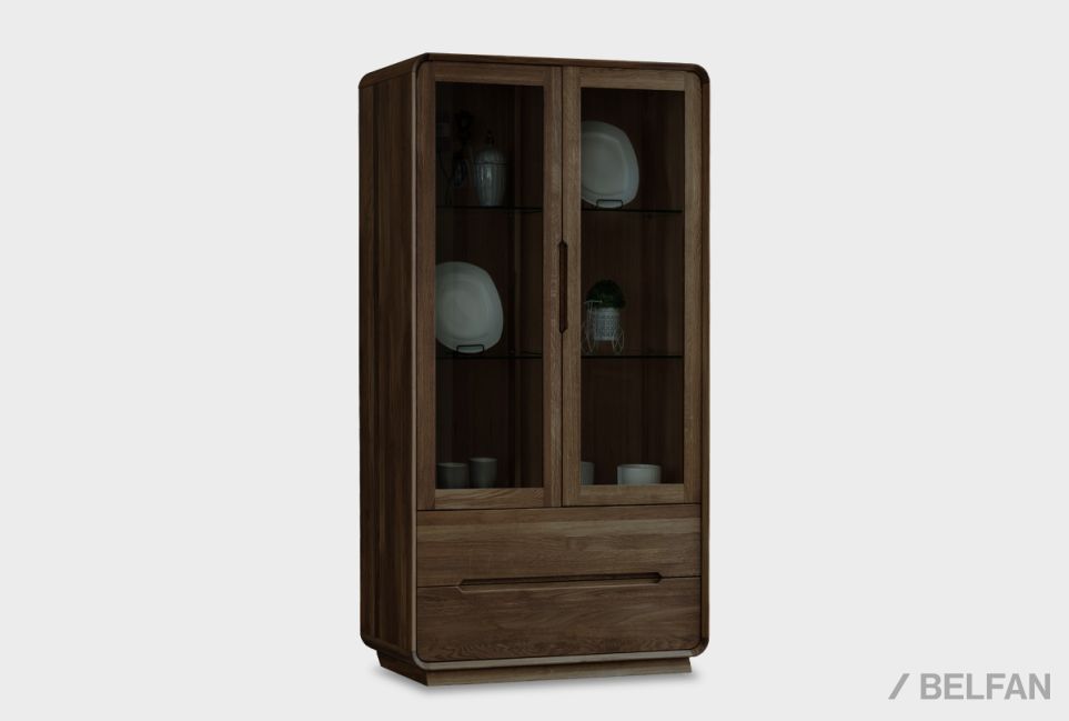 Витрина 2-х дверная "Монблан" массив дуба 1