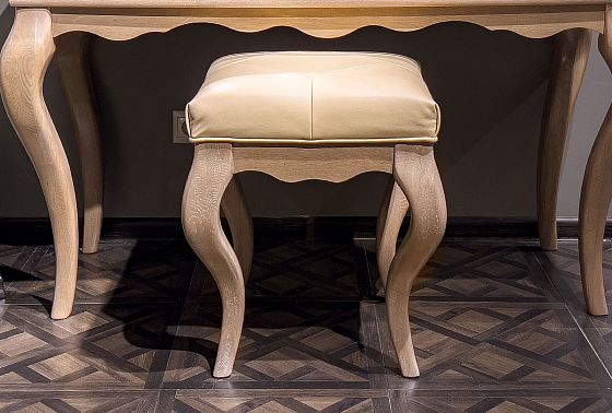 Банкетка "Тэфи" маленькая массив и шпон дуба 5