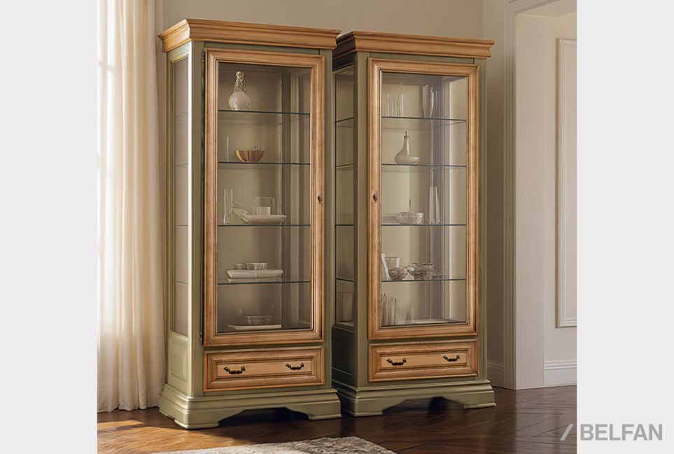 Шкаф с витриной 1-но дв. "Оливия" (левый) массив и шпон ольхи 1