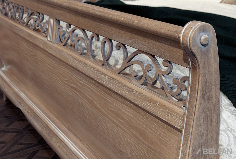 Кровать "Тэфи" (высокое изножье) массив и шпон дуба 2