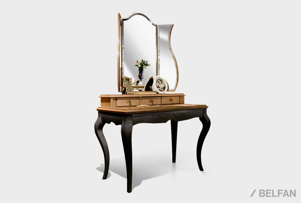 Стол туалетный "Соната" (декор) массив и шпон дуба 1