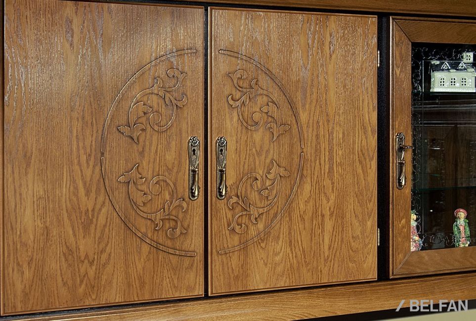 Шкаф навесной 4-х секционный "Соната" (декор) массив и шпон дуба 2