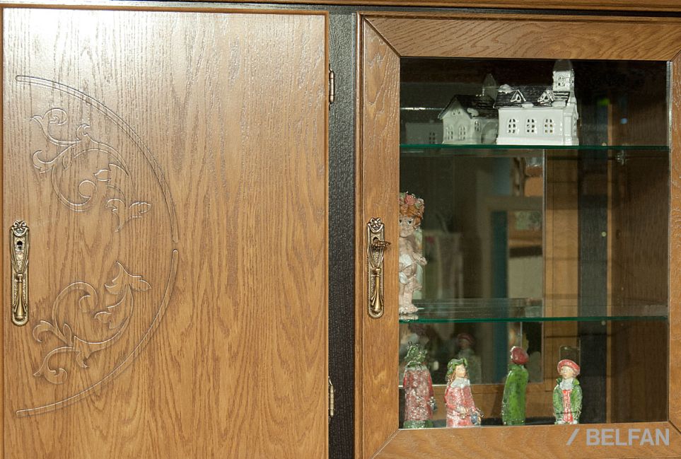 Шкаф навесной 4-х секционный "Соната" (без декора) массив и шпон дуба 2