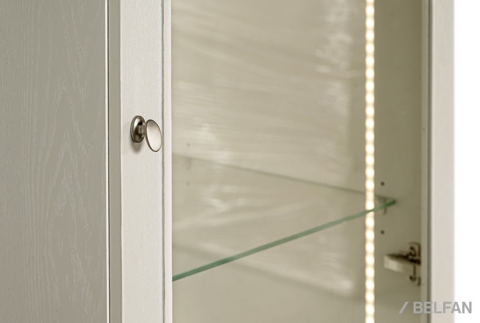 Шкаф с витриной 1-но дв. "Коста" правый (подсветка) массив и шпон дуба 2