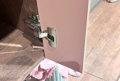 Шкаф настенный "Меридиан" стекло (правый)