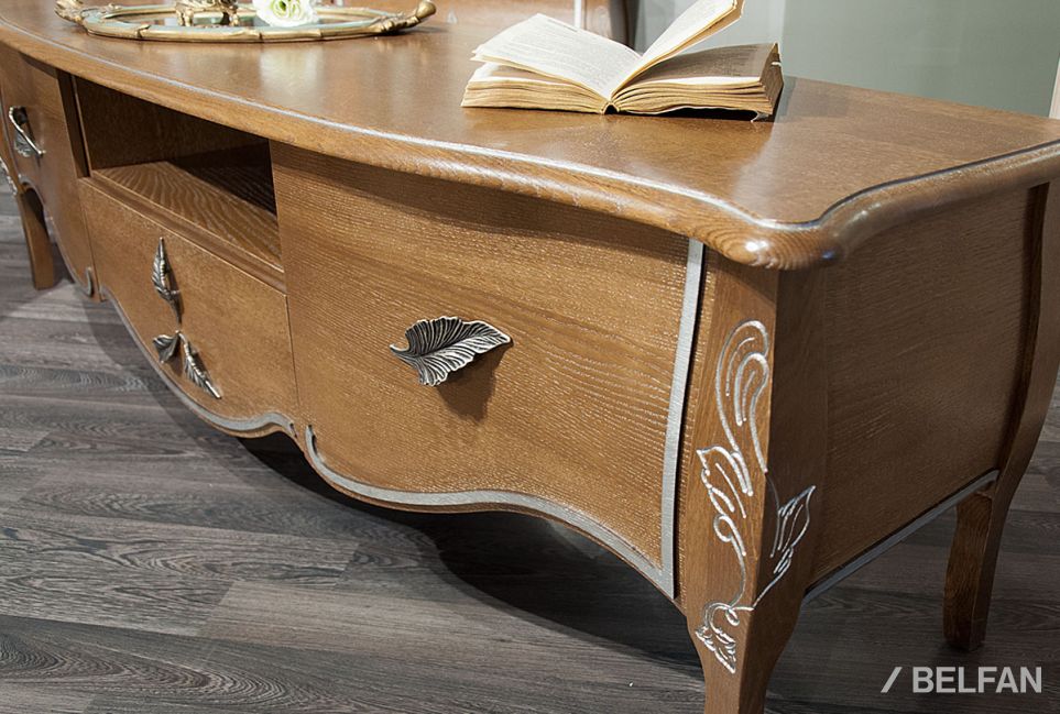 Тумба под ТВ "Трио" массив и шпон дуба 5