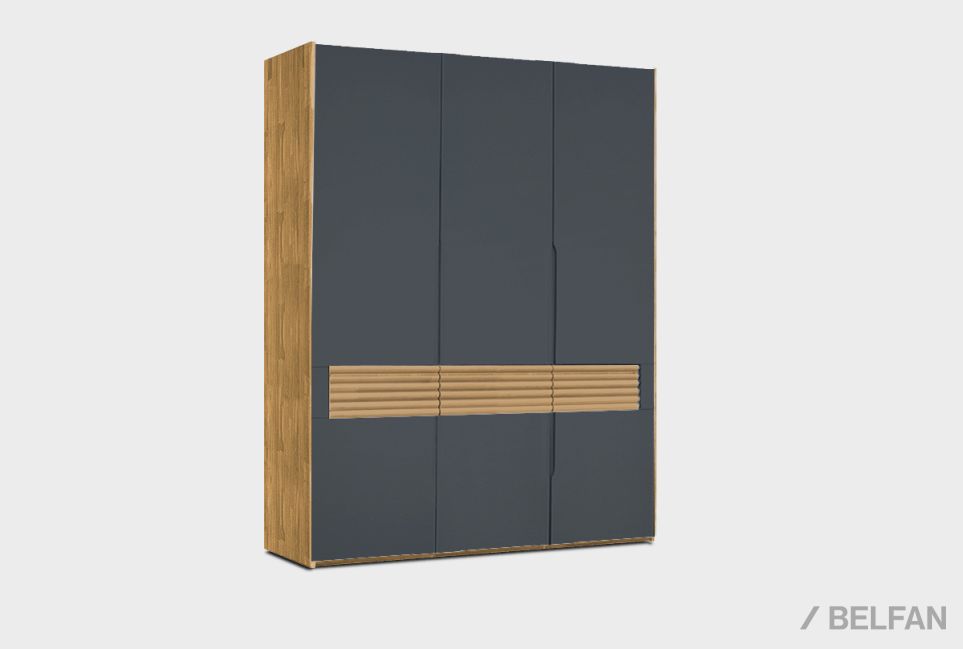 Шкаф для одежды 3-х дверный "Уоллстрит" массив дуба, МДФ 1