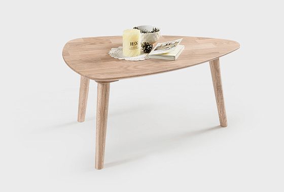 Стол журнальный "Арт" 90 (капля) массив дуба 10