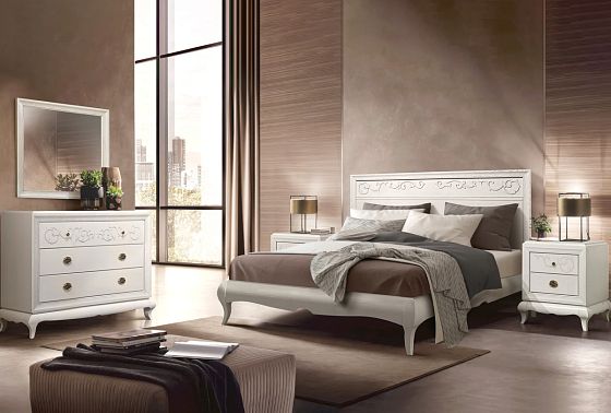 Кровать "Соната" с декором (низкое изножье) массив и шпон дуба 10