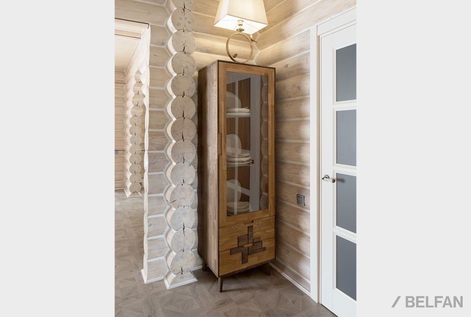 Шкаф с витриной 1-но дверный "Ирвинг Дизайн" (правый) массив дуба 4