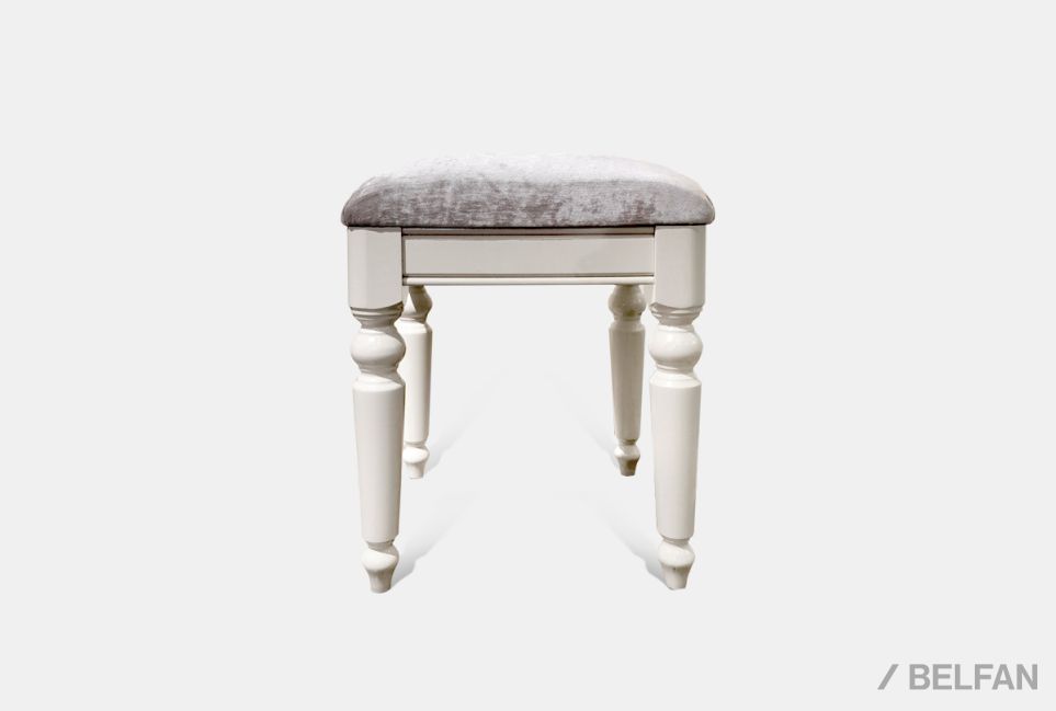 Банкетка "Лика" (маленькая) массив и шпон дуба 1