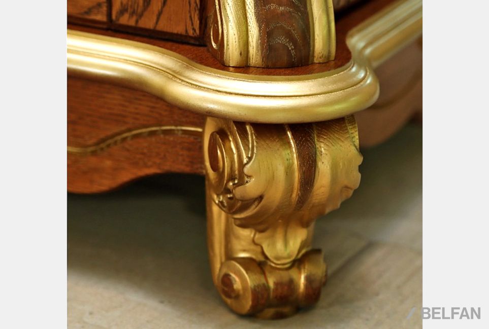 Шкаф с витриной "Алези 5 Люкс" массив и шпон дуба 1