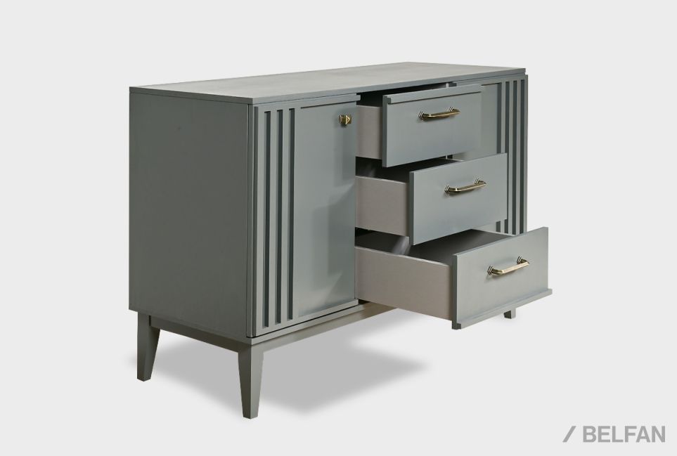 Тумба 3-х секционная "Чикаго" массив и шпон дуба 8