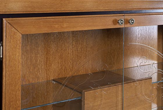 Тумба высокая "Соната" (стекло) массив и шпон дуба 9