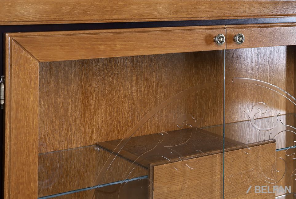 Тумба высокая "Соната" (стекло) массив и шпон дуба 4