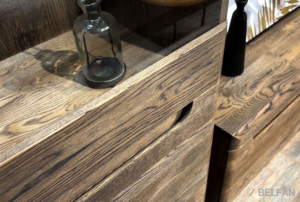 Витрина 1-но дверная "Бремен" (правая) массив дуба 2