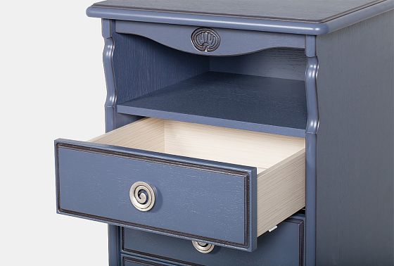 Комод высокий "Лика" массив и шпон дуба 2