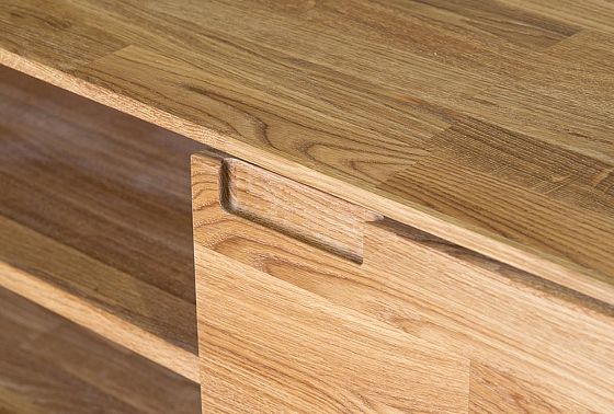 Тумба под ТВ навесная "Ирвинг" массив дуба 4