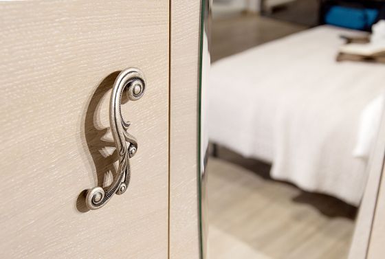 (Katrin) Зеркало с фацетом