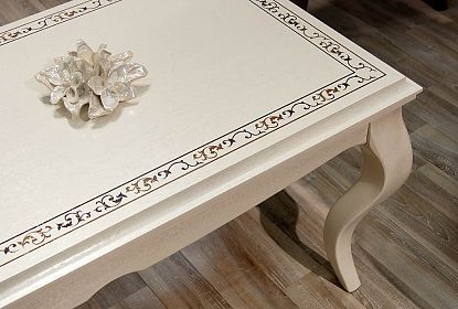 Стол журнальный