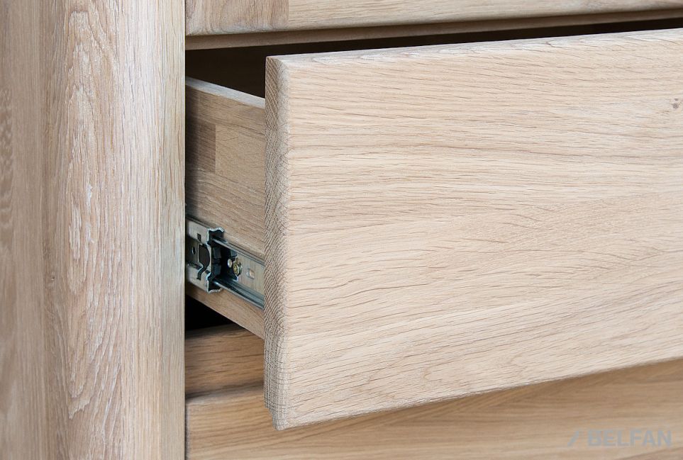 Шкаф с витриной 1-но дв. "Норд" (левый) массив дуба 2