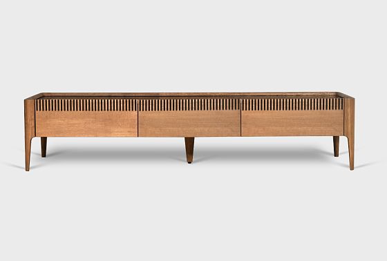 Тумба под ТВ "Бергамо" 170 массив дуба 10