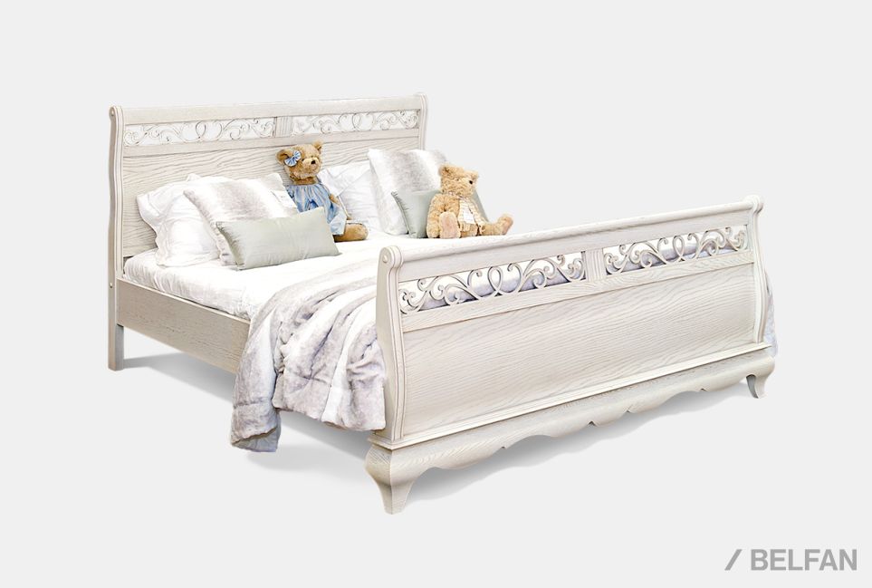 Кровать "Тэфи" (высокое изножье) массив и шпон дуба 1