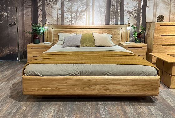 Кровать "Бремен" массив дуба 8