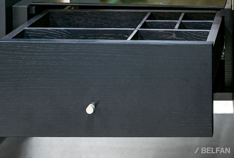 Тумба высокая "Сакраменто" (стекло) массив и шпон дуба, МДФ 8