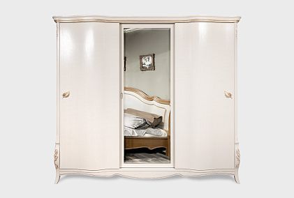 Шкаф-купе для одежды 3-х дв. "Трио" (с зеркалом)