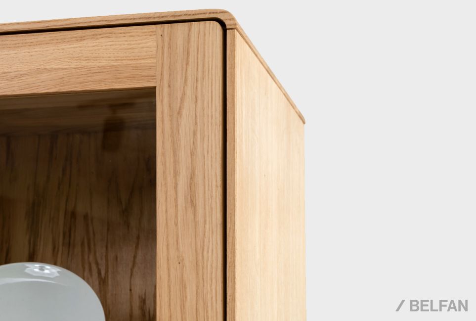 Витрина 2-х дверная "Норман" массив дуба, МДФ, металл 3