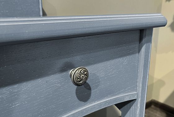 Стол туалетный "Катрин" массив и шпон дуба 3