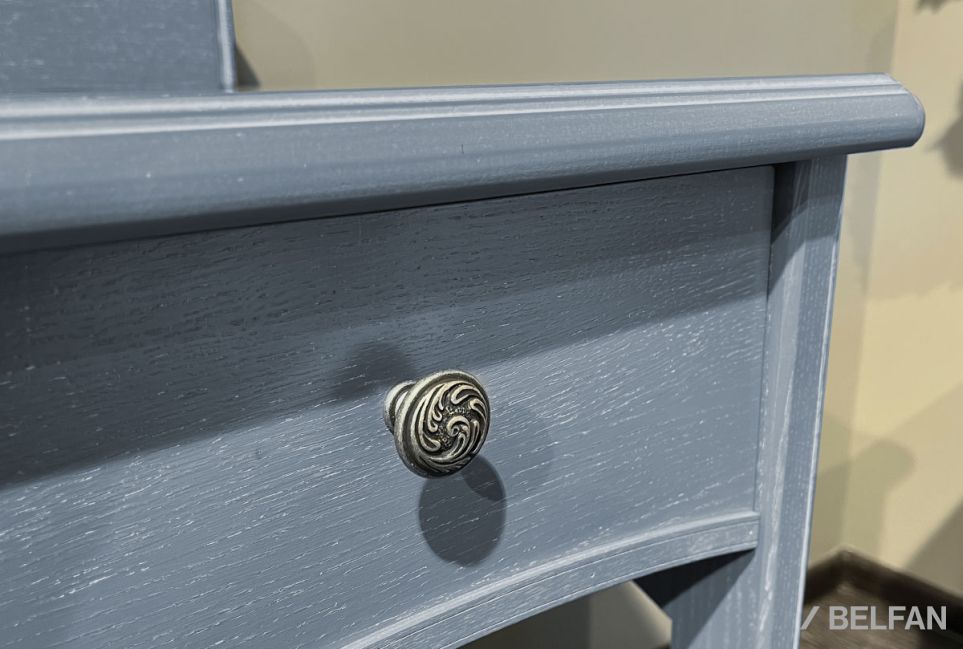 Стол туалетный "Катрин" массив и шпон дуба 3