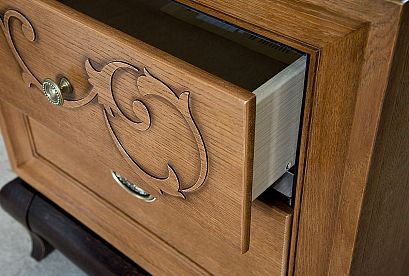 Тумба прикроватная "Соната" (декор); *ММ-283-03; коньяк+горький шоколад с тёмной патиной