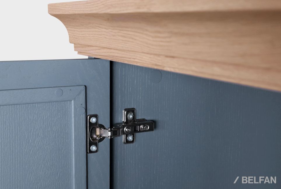 Шкаф настенный "Стюарт" (левый) массив и шпон дуба 3