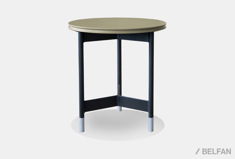 Стол журнальный "Сакраменто" (прикроватный) МДФ, шпон дуба, металл 1