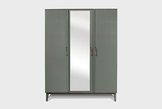 Шкаф 3-х дверный "Чикаго" массив и шпон дуба 6