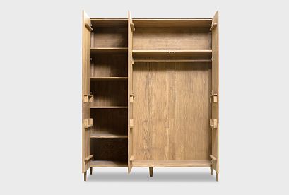 Шкаф для одежды 3-х дверный "Бергамо"; дуб натуральный