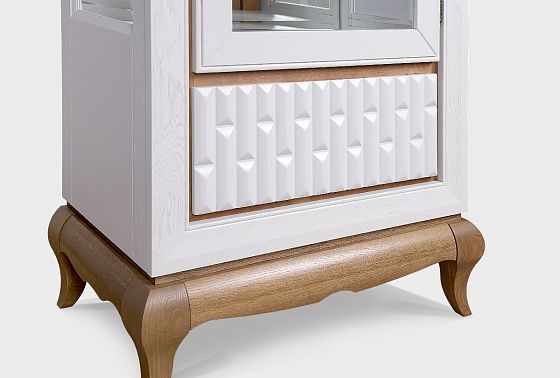 Шкаф с витриной 1-но дв. "Армония" (правый) массив и шпон дуба 7