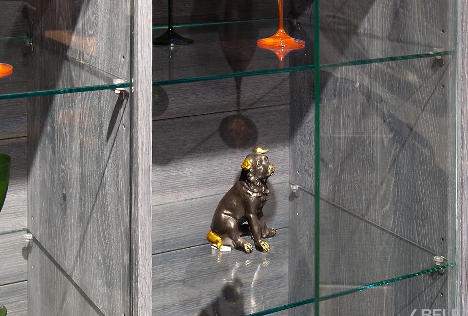 Шкаф с витриной 2-х дв. "Dillinger" (низкий) массив и шпон дуба, металл 2