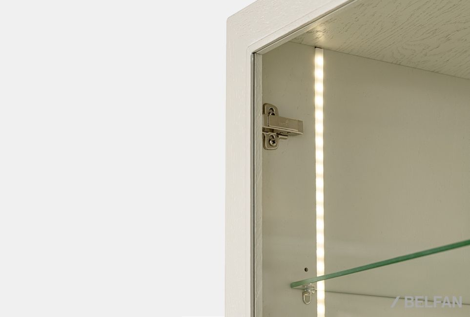 Шкаф с витриной 1-но дв. "Коста" левый (подсветка) массив и шпон дуба 2