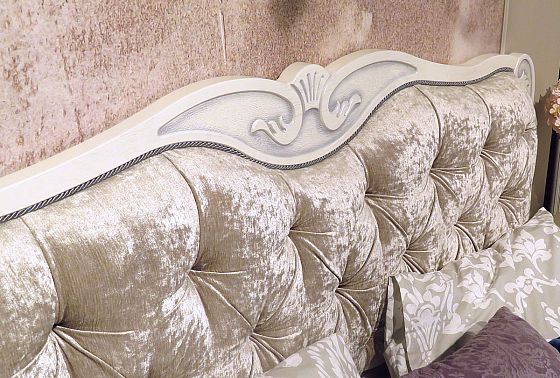 Кровать "Флерон" (низкое изножье) массив и шпон дуба 4