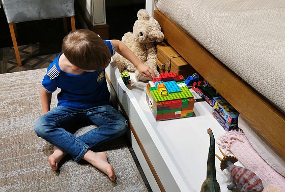 Кровать-диван под два матраса "Бриансон" массив и шпон дуба, МДФ 18