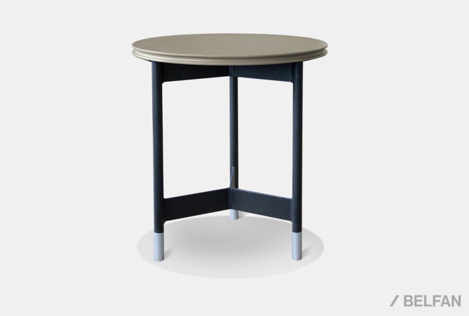 Стол журнальный "Сакраменто" (прикроватный) МДФ, шпон дуба, металл 1